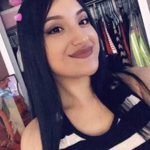 Meet your Posher, Noemi